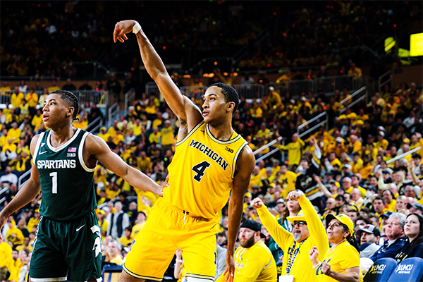 Nimari Burnett 